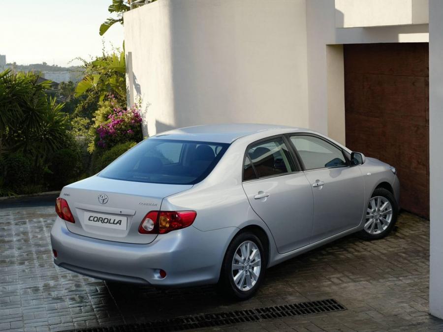  Toyota Corolla 2007 года  (EU) (фото 9 из 38)